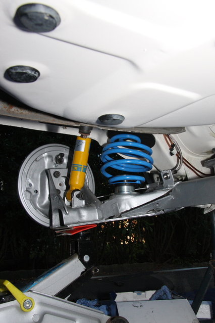 cors481.JPG (372.67 KiB) 72564 mal betrachtet ... und von innen